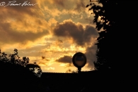 Sonnenuntergang über dem Neubaugebiet