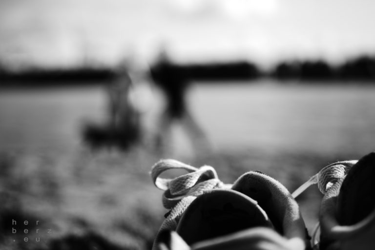 37/2022 – Barfuß am Strand