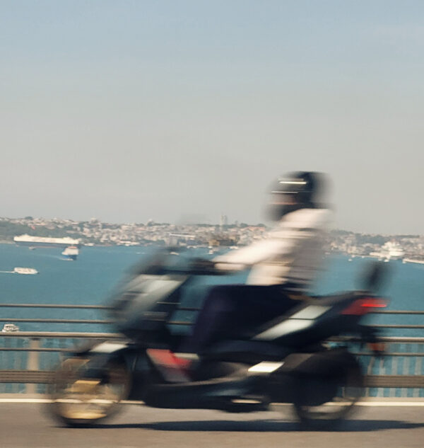 19/2024 – Rolling Shutter on Bosporus