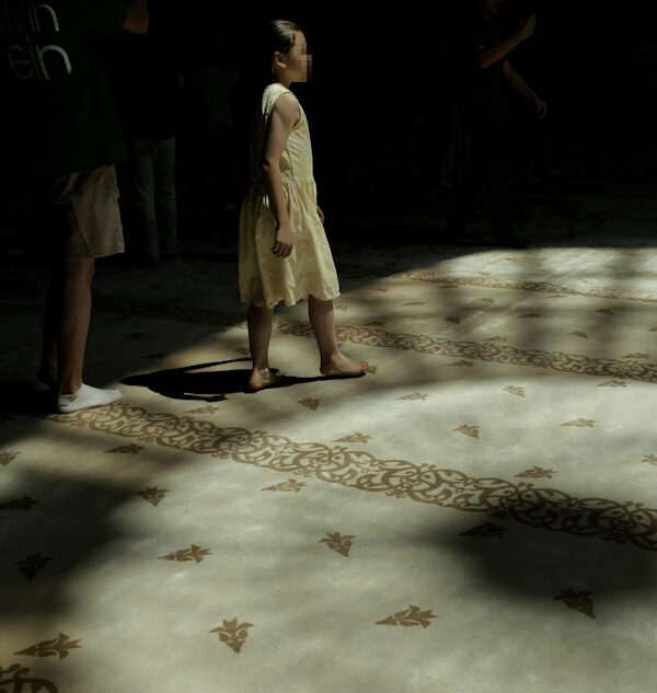 25/2024 – Lichtspiel in der Moschee