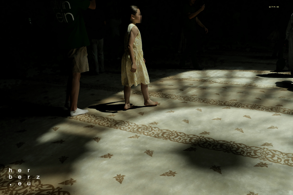 25/2024 – Lichtspiel in der Moschee