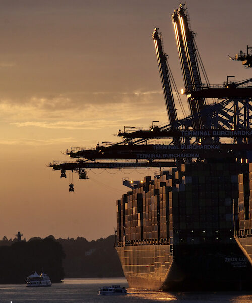 30/2025 – Sonnenuntergang im Hafen