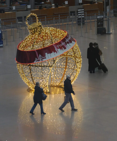 51/2025 – Striding home for Christmas