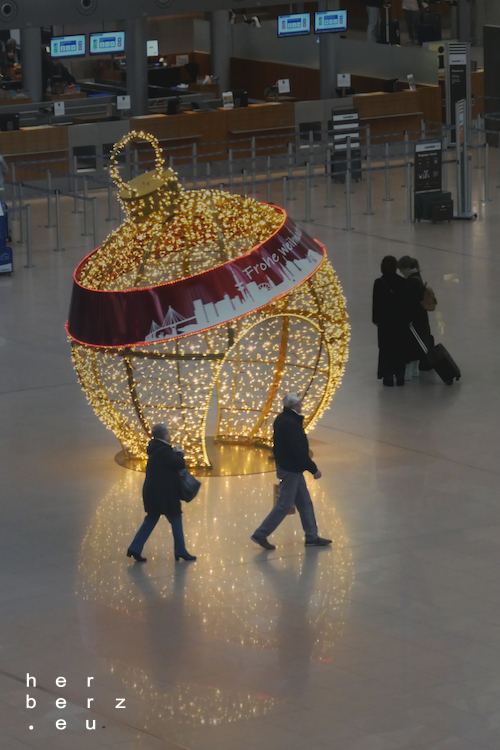 51/2025 – Striding home for Christmas