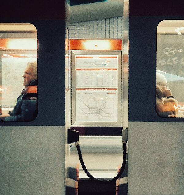 04/2026 – Rücken an Rücken